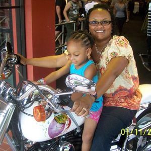 Meet your Posher, Yolanda